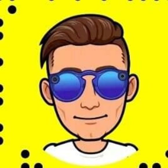 Meet your Posher, Andrew - Picture 1 of 1